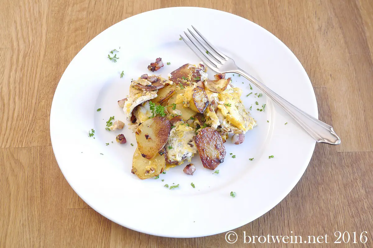 Bauernfrühstück - Bratkartoffeln mit Ei