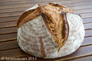 Brot: Bierbrot mit Dunkelbier und Roggensauerteig