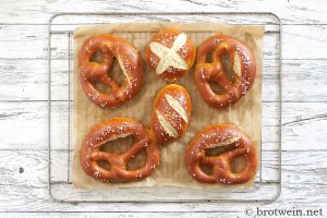 Dinkel Brezel, Laugenbrötchen & Laugengebäck