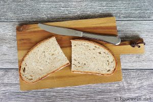 Dinkelbrot mit Buttermilch und Hefe