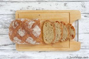 Dinkelbrot mit Hefe als Dinkel-Weißbrot