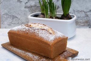 Eierlikörkuchen Rezept in Kastenform saftig & lecker