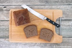 Emmer Vollkornbrot mit Hefe - reines Emmerbrot