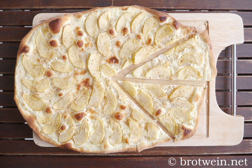 Flammkuchen mit Apfel und Zimt-Zucker - süßer Flammkuchen - Brotwein