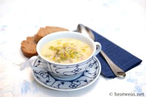 Käse Lauch Suppe mit Hackfleisch Rezept