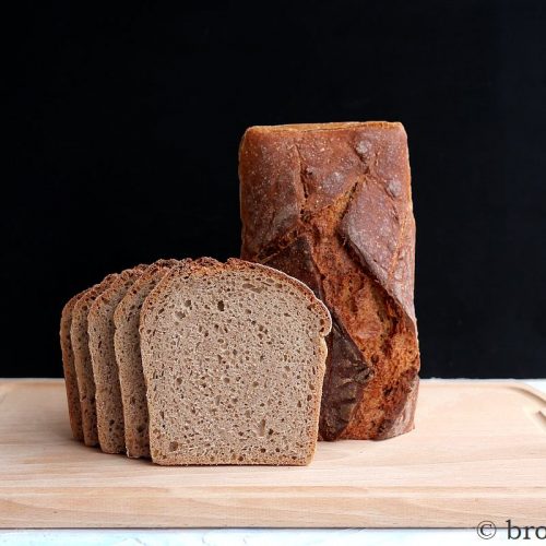 Einfaches Kastenbrot - Rezept als Weizenmischbrot