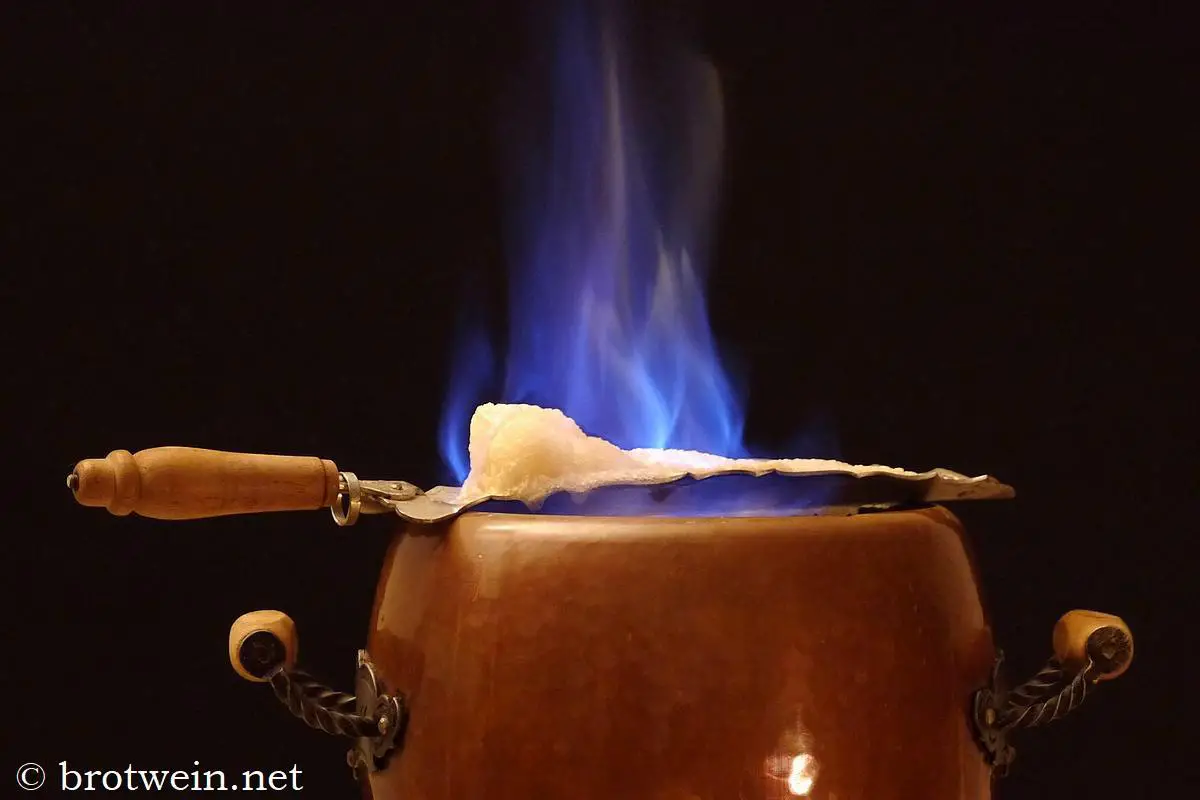 Krambambuli - die etwas andere Feuerzangenbowle