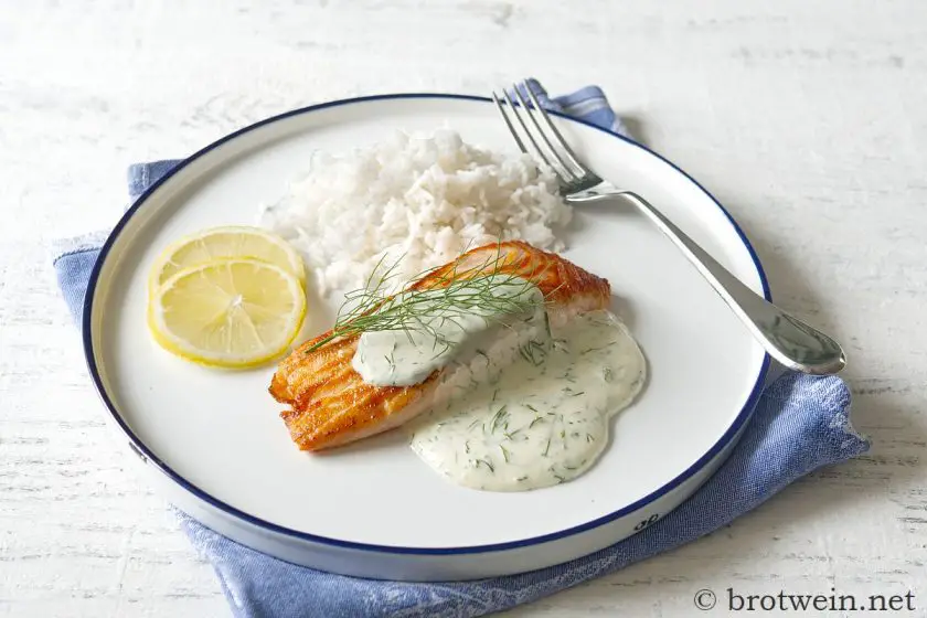 Lachs mit Dillsauce