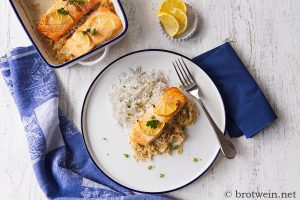 Lachs mit Sauerkraut - Fisch mit Rahmsauerkraut