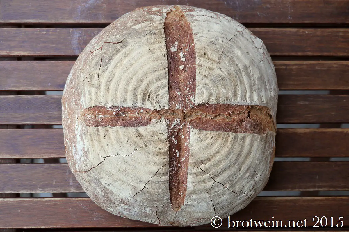 Brot: Landbrot Weizen-Dinkel 70:30