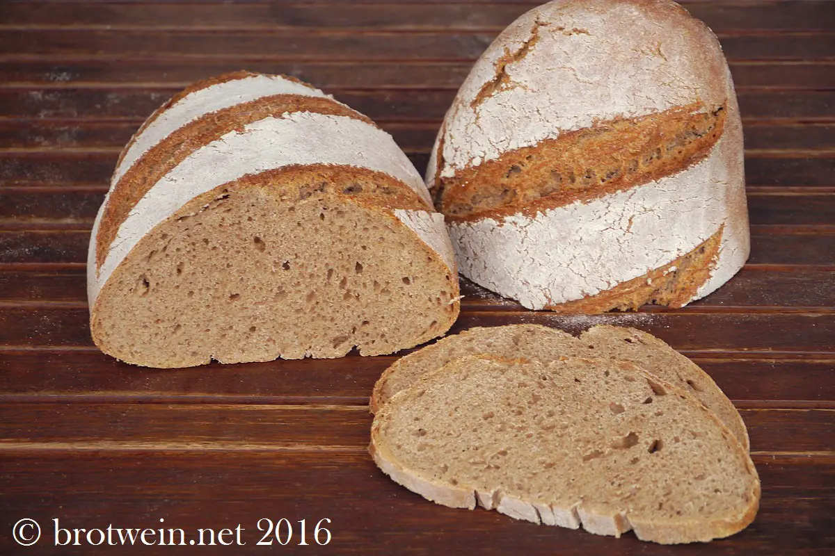 Brot: Landbrot - Dinkelvollkorn / Weizen mit Sauerteig