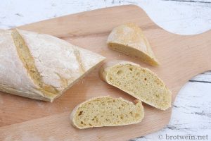 Maisbrot mit Hefe - Maisbrötchen und Brot mit Maismehl