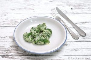 Malfatti Rezept - italienische Spinat-Ricotta-Nocken