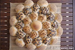 Partysonne / Brötchensonne - Rezept für Mini-Partybrötchen, Brötchenrad