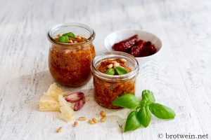 Pesto Rosso selber machen - Rotes Pesto Rezept