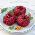 Rote Bete Salat mit Walnuss auf georgische Art