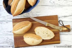 Sonntagsbrötchen - Rezept für feine Brötchen selber backen