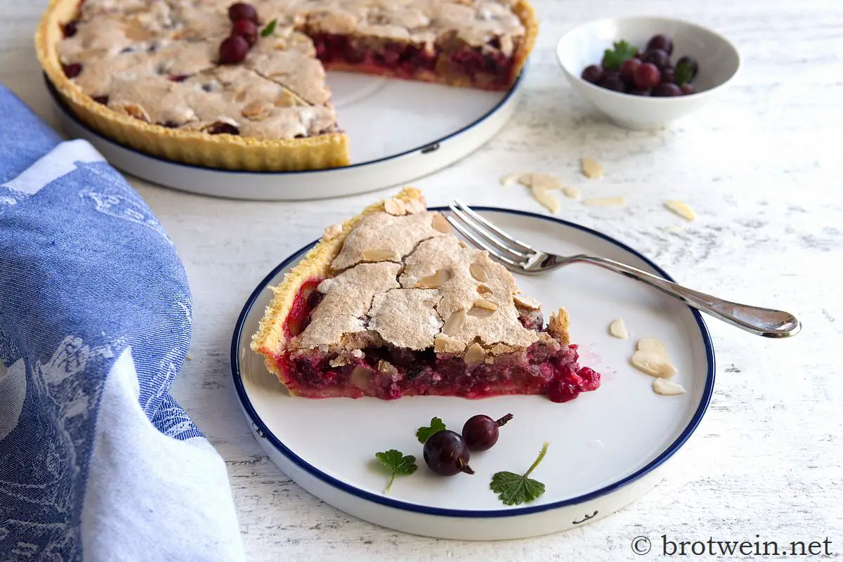 Stachelbeertarte mit Baiser