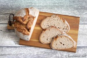 Winzerbrot - fränkisches Bauernbrot mit Wein und Brotgewürz