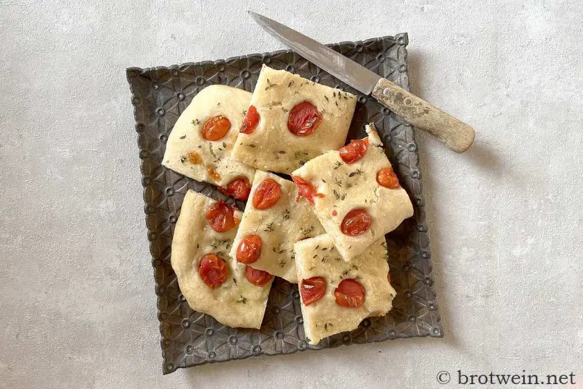 Focaccia mit Tomaten Rezept