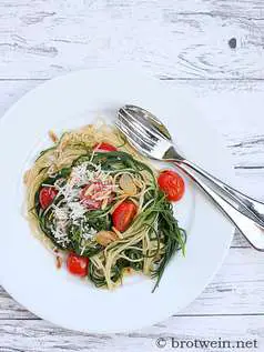 Mönchsbart Spaghetti Variante mit Tomate