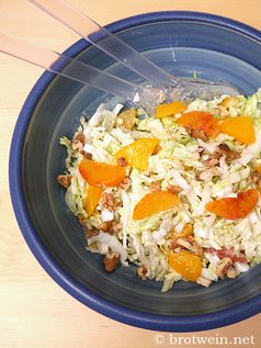 Chinakohlsalat mit Orangen und Walnüssen - Wintersalat
