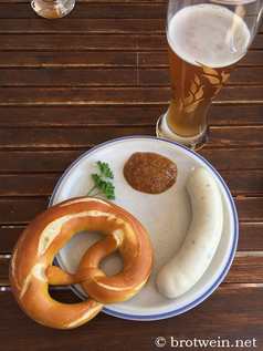 Laugenbrezeln - bayerische Brezen zum Weißwurstfrühstück