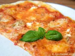 Mozzarella, Parmesan, Gorgonzola, Pecorino für Pizza Quattro Formaggi