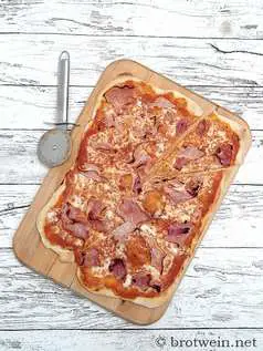 Pizza prosciutto cotte - Pizza mit gekochtem Schinken