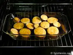 Süßkartoffeln im Ofen garen