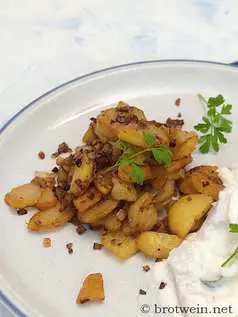 Bratkartoffeln aus gekochten Kartoffeln