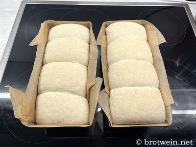 Teiglinge zum Ende der Stückgare