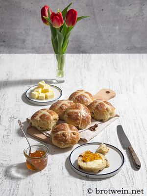 Hot Cross Buns
