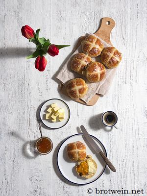 Hot Cross Buns