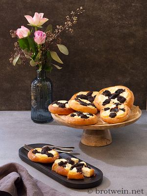 Kolatschen - Rezept für böhmische Mohn-Quark-Taler