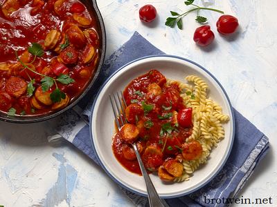 Würstchengulasch Rezept schnell & einfach