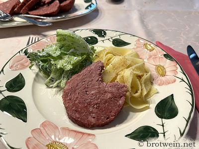 Flurgönder Rezept - Fuldaer Schwartenmagen mit Bandnudeln