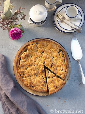 Mohnkuchen mit Streuseln - Omas saftiger Klassiker