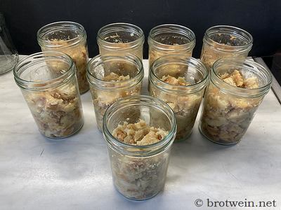 Knödelmasse im 440 ml Sturzglas und über 3 cm Rand