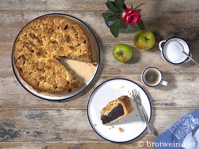 Apfel-Mohnkuchen mit Streuseln
