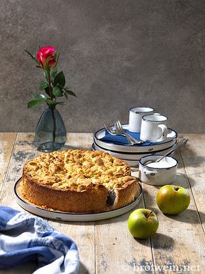 Mohnkuchen mit Apfel