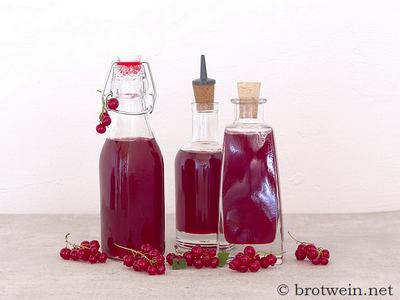 Roter Johannisbeersirup - Rezept zum Selber machen
