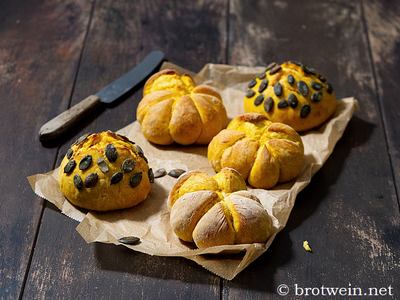 Schnelle Kürbisbrötchen