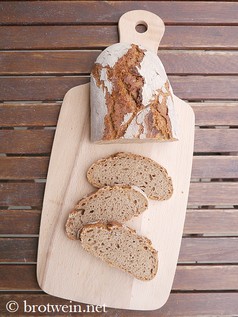Brot: Roggen-Dinkelvollkorn-Stangen 70:30 mit Roggensauerteig