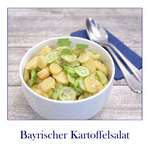 Bayrischer Kartoffelsalat mit Gurke, Brühe, Essig und Öl