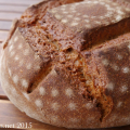 Brot: Mischbrot mit Sauerteig Roggen-Dinkel-Weizen