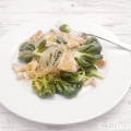 Tatsoi-Glasnudel-Salat mit Hühnchen und Cashewkerne asiatisch